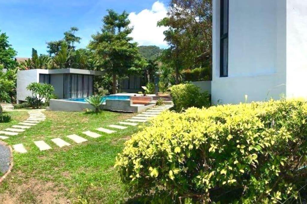 Pony Hill Villa *